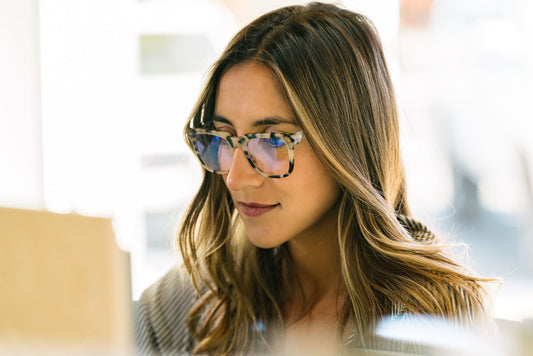 Arial Readers with Blue Light Protection