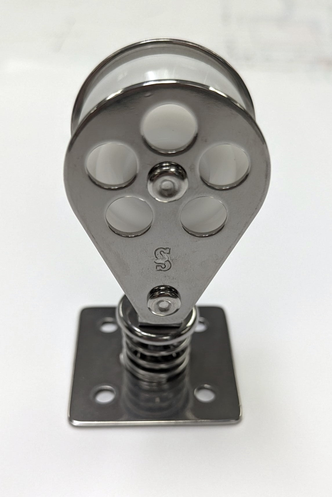 Schaefer SK-7058 3 Series Stand up block with square base.