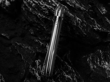 The Vector Folding Pocket Knife Giftset for Men and Women (Black and Silver)