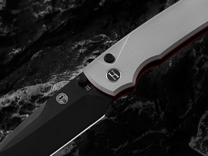 The Loyalist Folding Pocket Knife Giftset for Men and Women (Black and White)