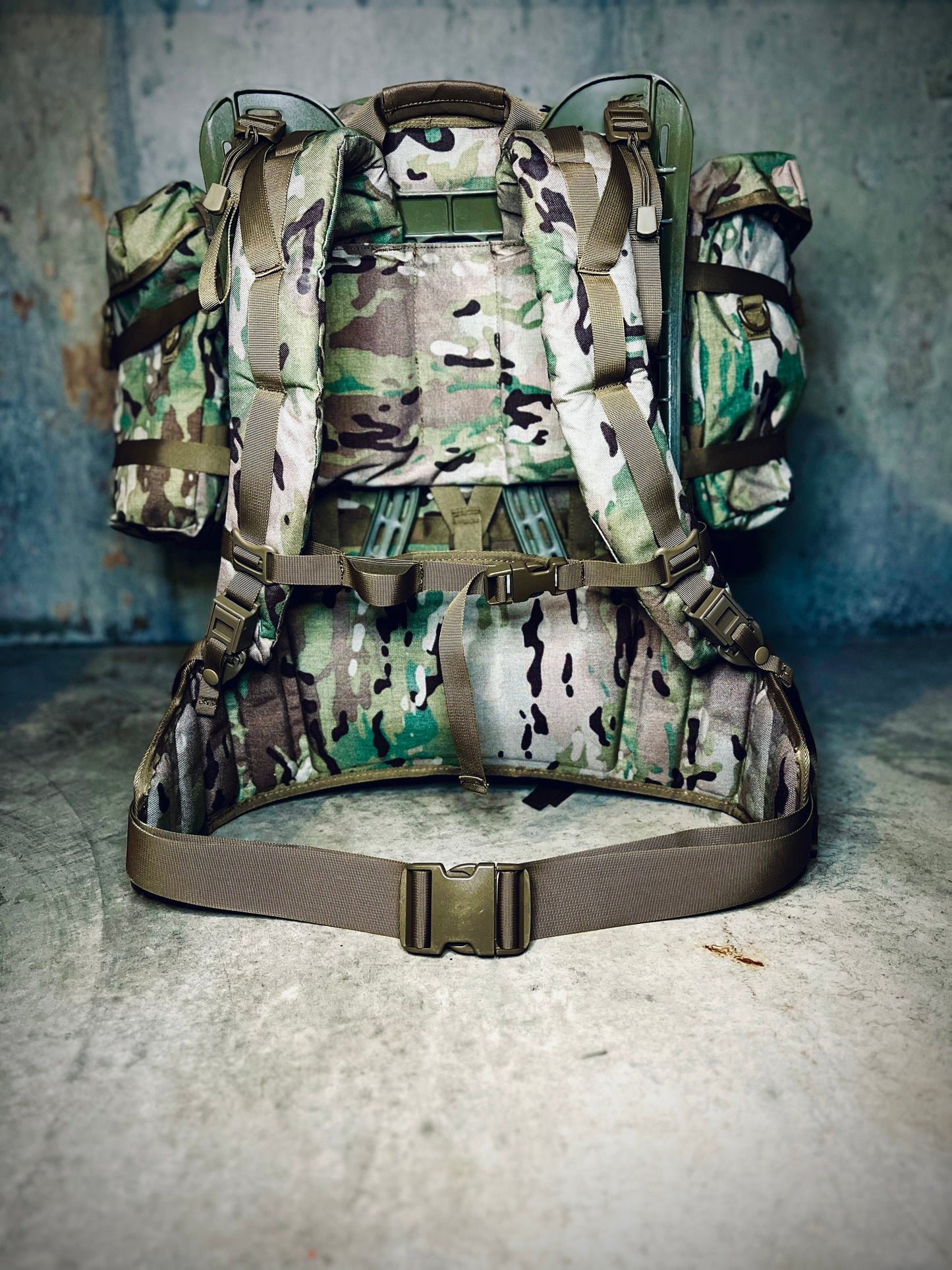 ATACLETE US Army MOLLE II Large Pack - Rucksack with Frame - OCP