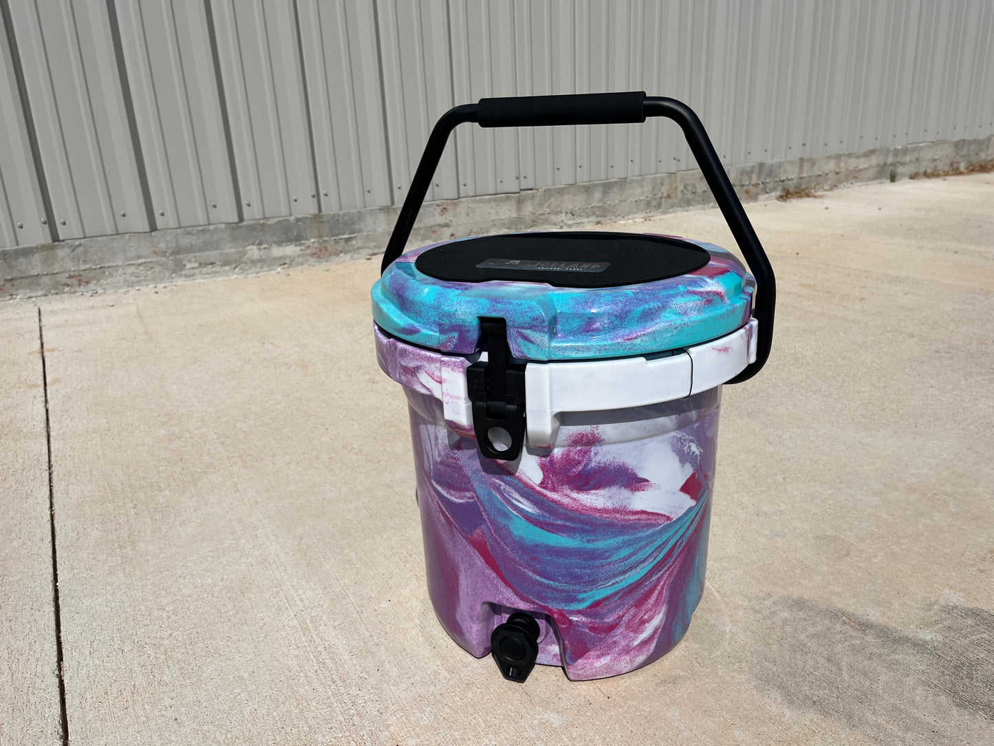 Berserker Series 5 Gal Cooler | SendIt Sailing