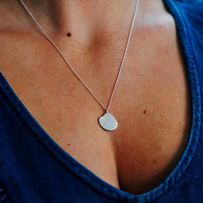 Quahog Shell Necklace | SendIt Sailing