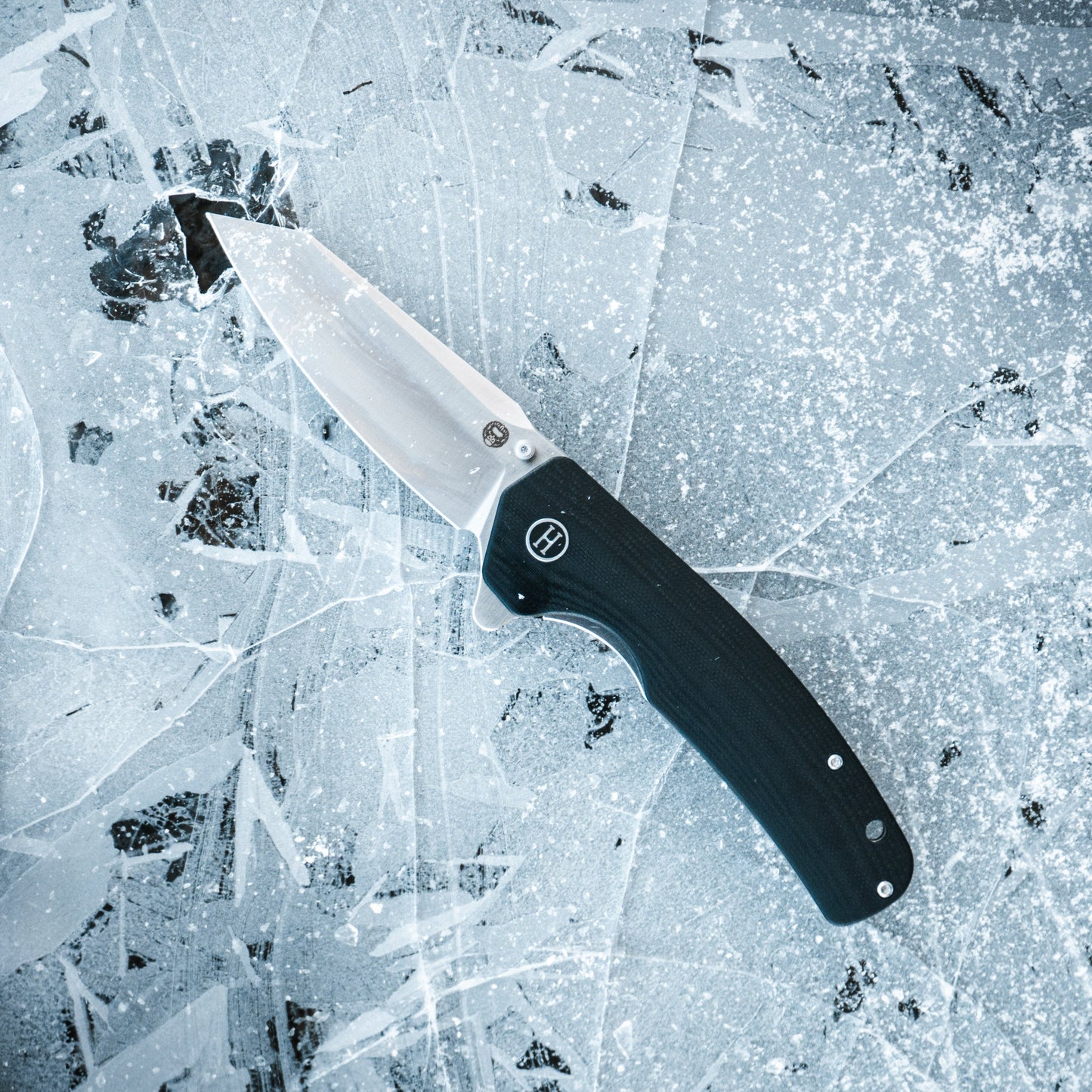 The Clip Point Folding Pocket Knife Giftset for Men and Women (Silver and Black)