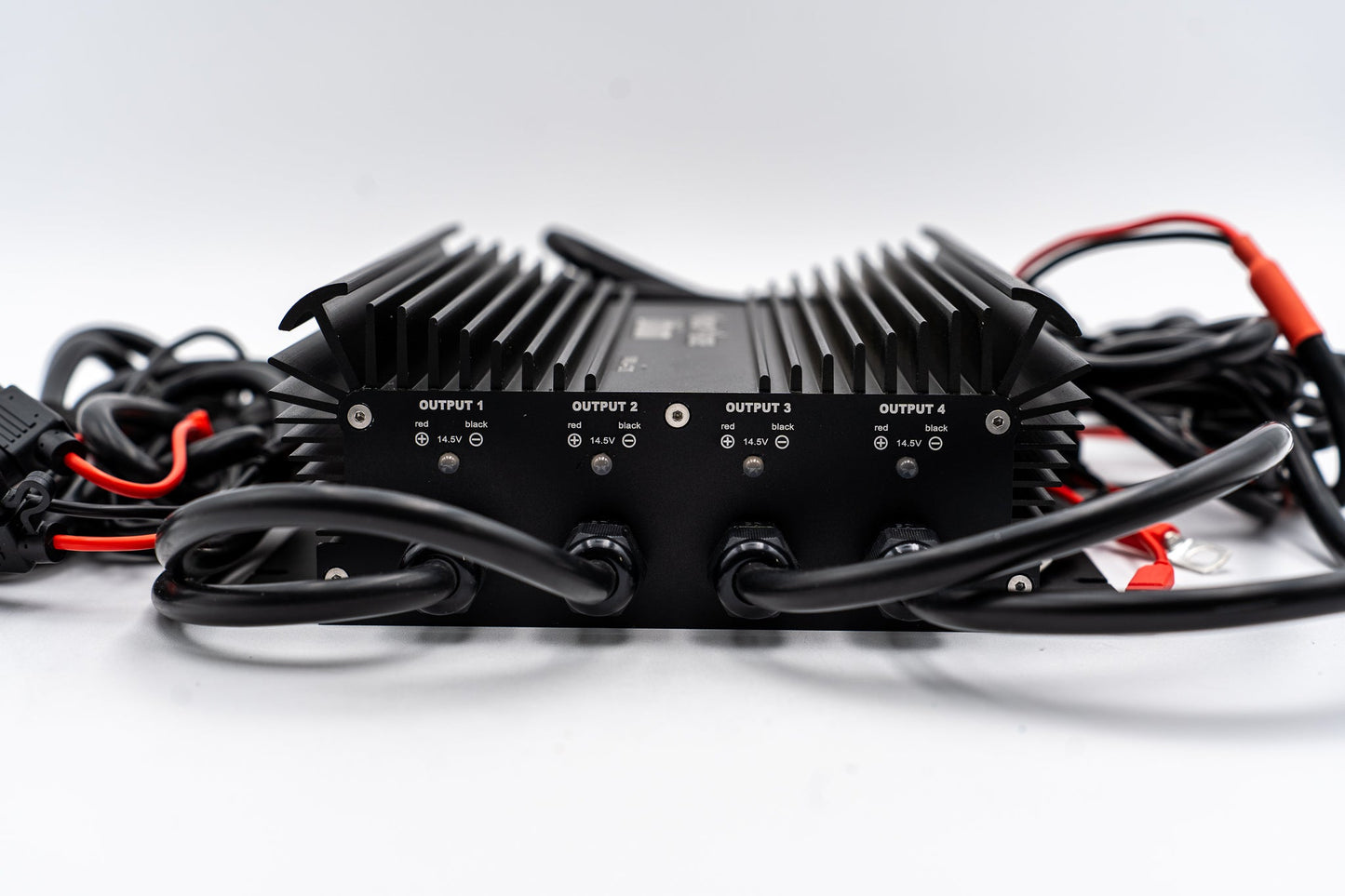 4 Bank Lithium/AGM/Lead Marine Waterproof Battery Charger