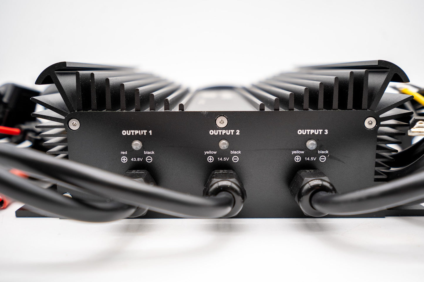 Triple Bank 12v, 12v & 36v marine waterproof Lead/AGM/Lithium charger