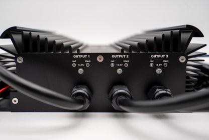 3 Bank Lithium/AGM/Lead Marine Waterproof Battery Charger