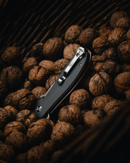 The Straight Back Folding Pocket Knife Giftset for Men and Women (Grey and Red)