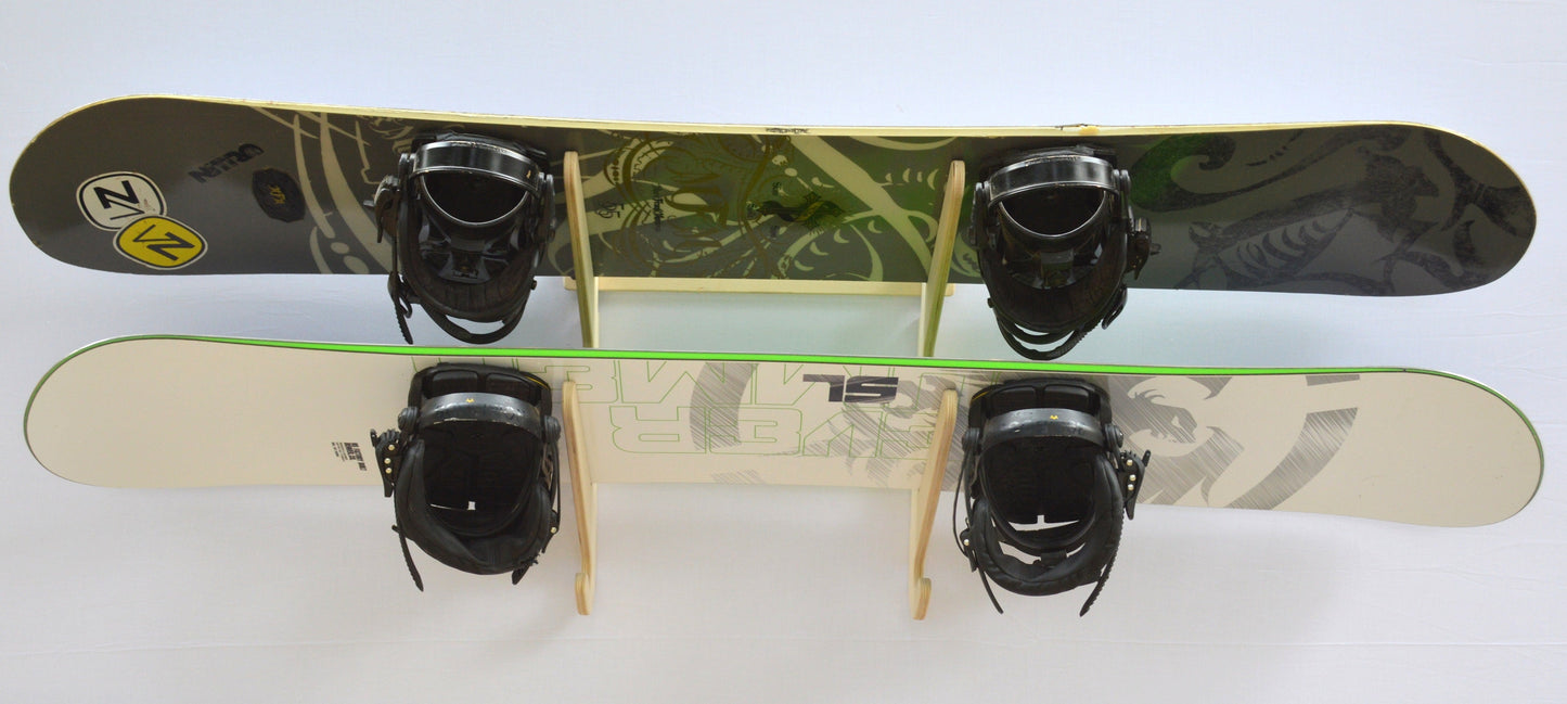 THE LIFTY snowboard wall rack