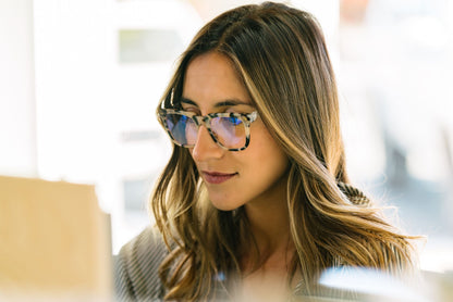Arial Readers with Blue Light Protection