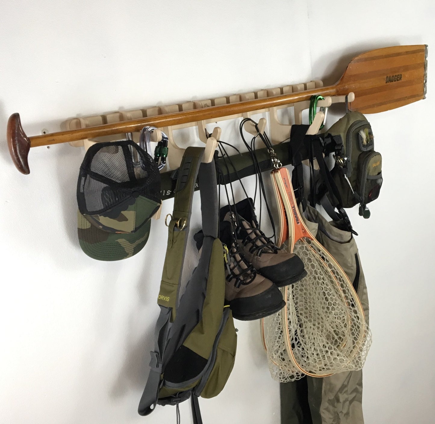 THE JETTY fishing gear rack