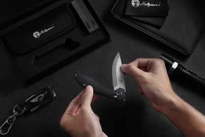 The Vector Folding Pocket Knife Giftset for Men and Women (Black and Silver)