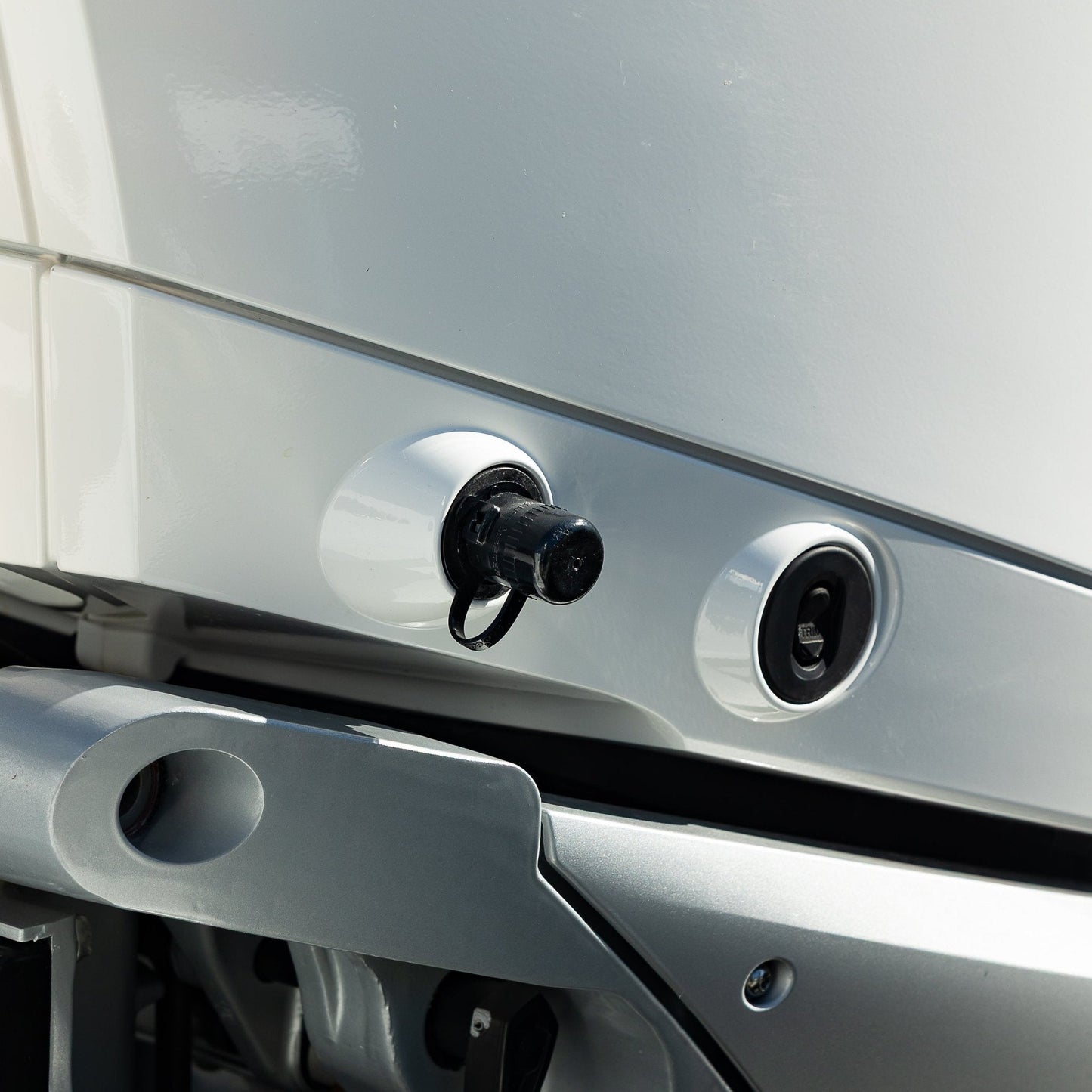 Flush Port Quick Connect for Mercury