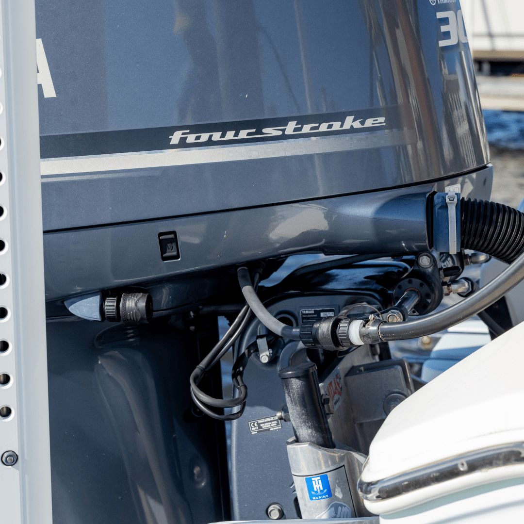 Flush Port Quick Connect for Yamaha