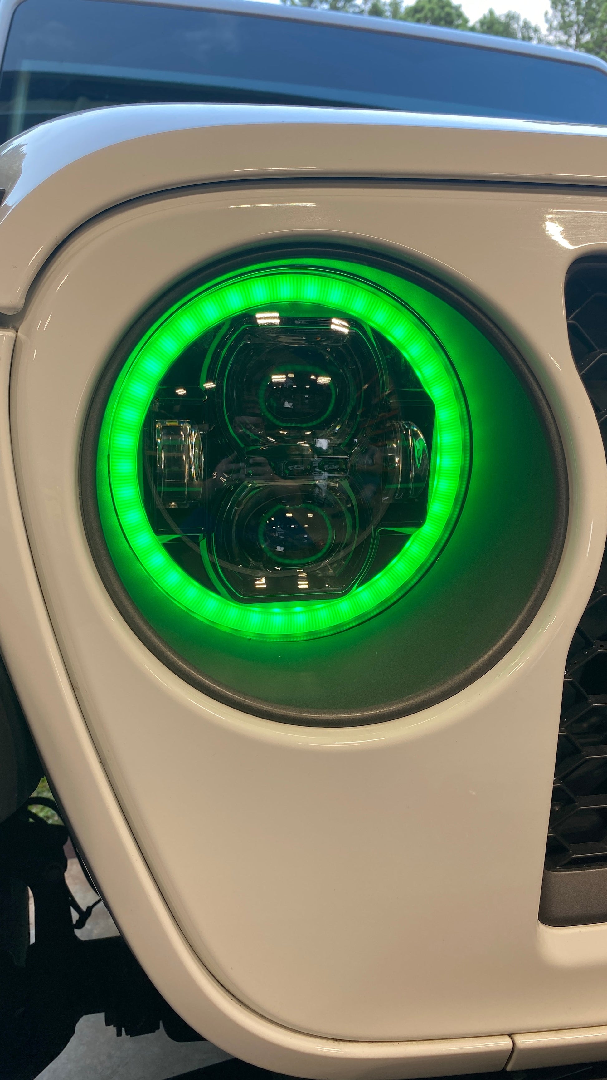 Empire Offroad LED 9in Static Series RGBW Headlight | SendIt SailingEmpire Offroad LED 9in Static Series RGBW Headlight